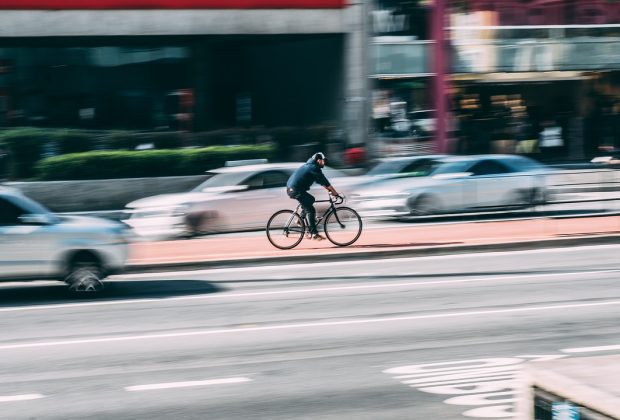 5 powodów dlaczego warto przesiąść się z samochodu na rower